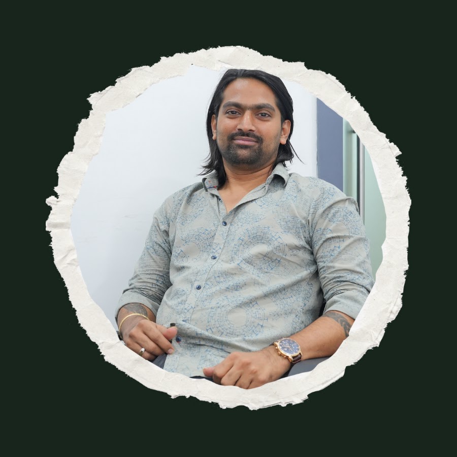Shripal Salecha, founder of B2 Apple Service Centre